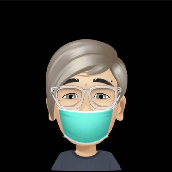 Poshmark profile picture for @thompson